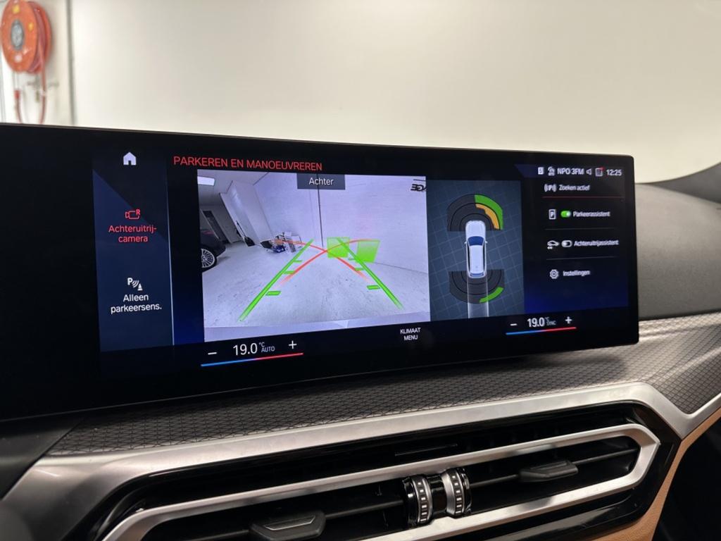 BMW 3-serie touring 330e xdrive | cognac bekleding | panoramadak | head-up-