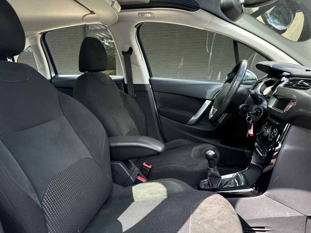 Citroen C3 1.6 vti exclusive // panoradak // 95.000km! //