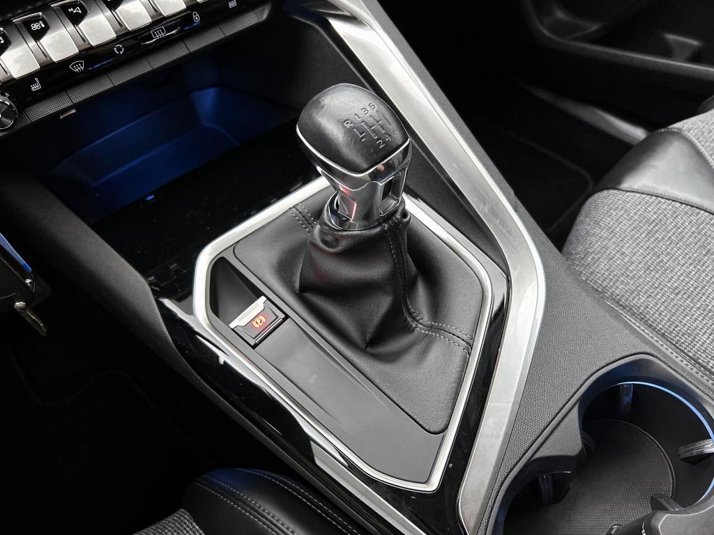 Peugeot 3008 130 pk allure | rijklaar | camera achter
