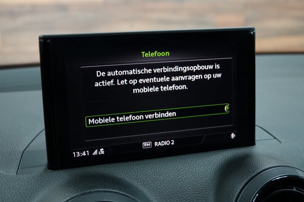 Audi Q2 1.0 tfsi | pdc | airco | 20" |