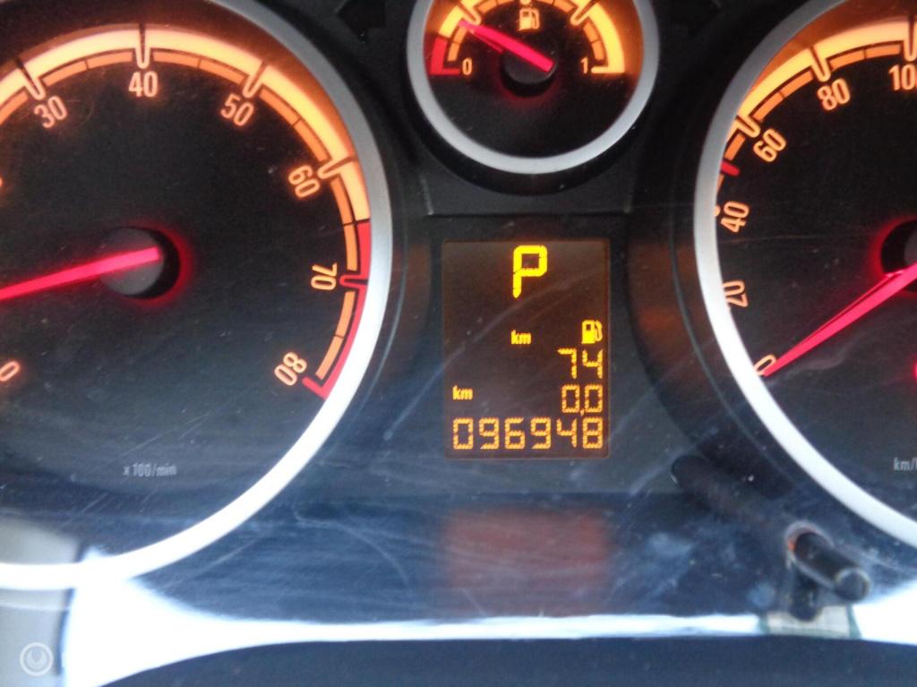 Opel Corsa 1.4-16v design ed/automaat/airco/stoelverw/ stuurverw/cruise con