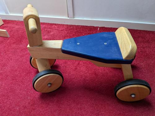 Loopfiets hout als nieuw