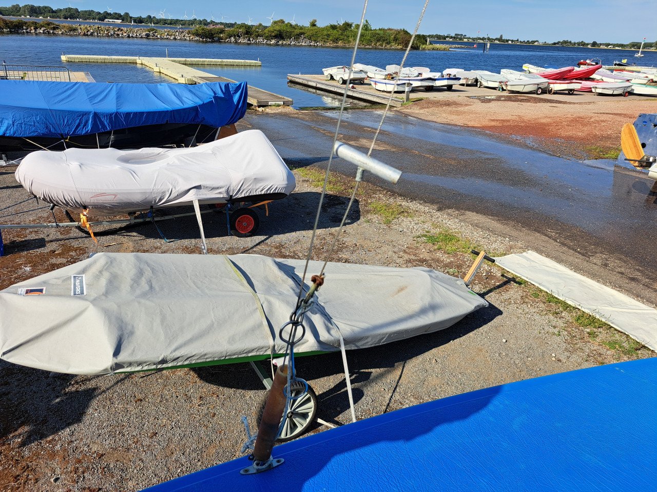 Flying arrow schakel 5.60 met trailer en motor