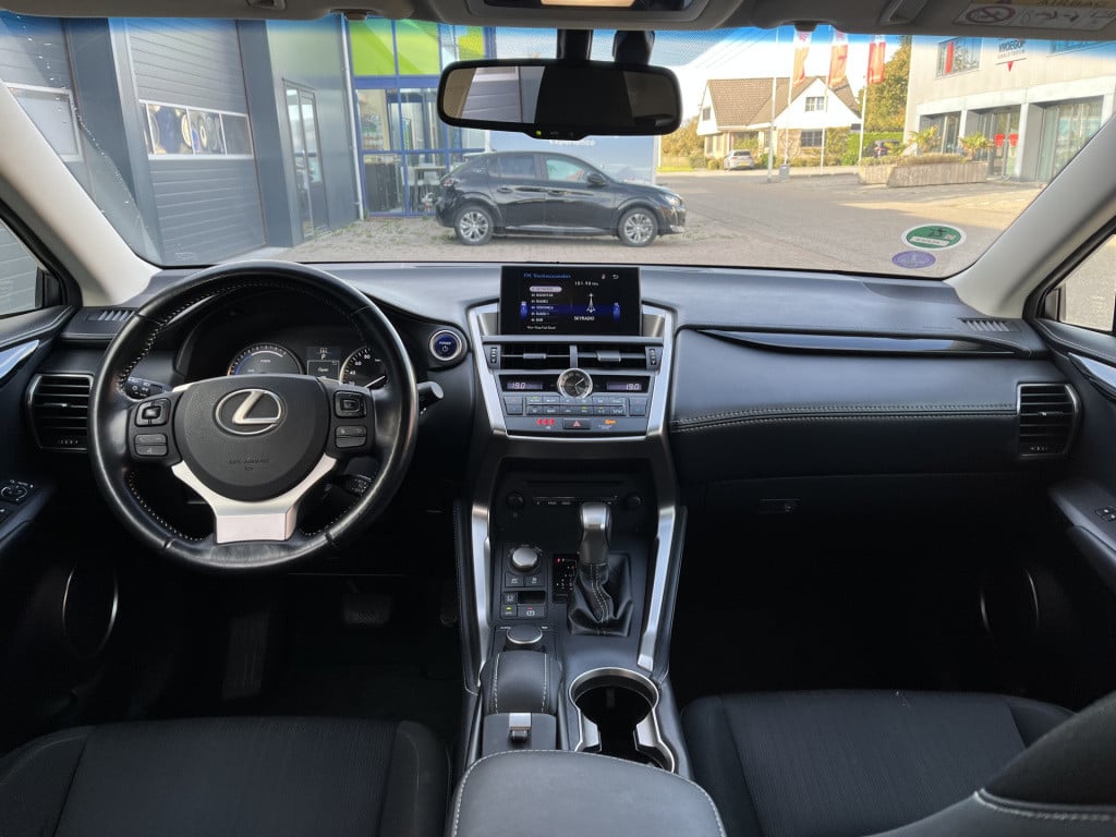 Lexus Nx 300h business line pro | camera | cruise | navi