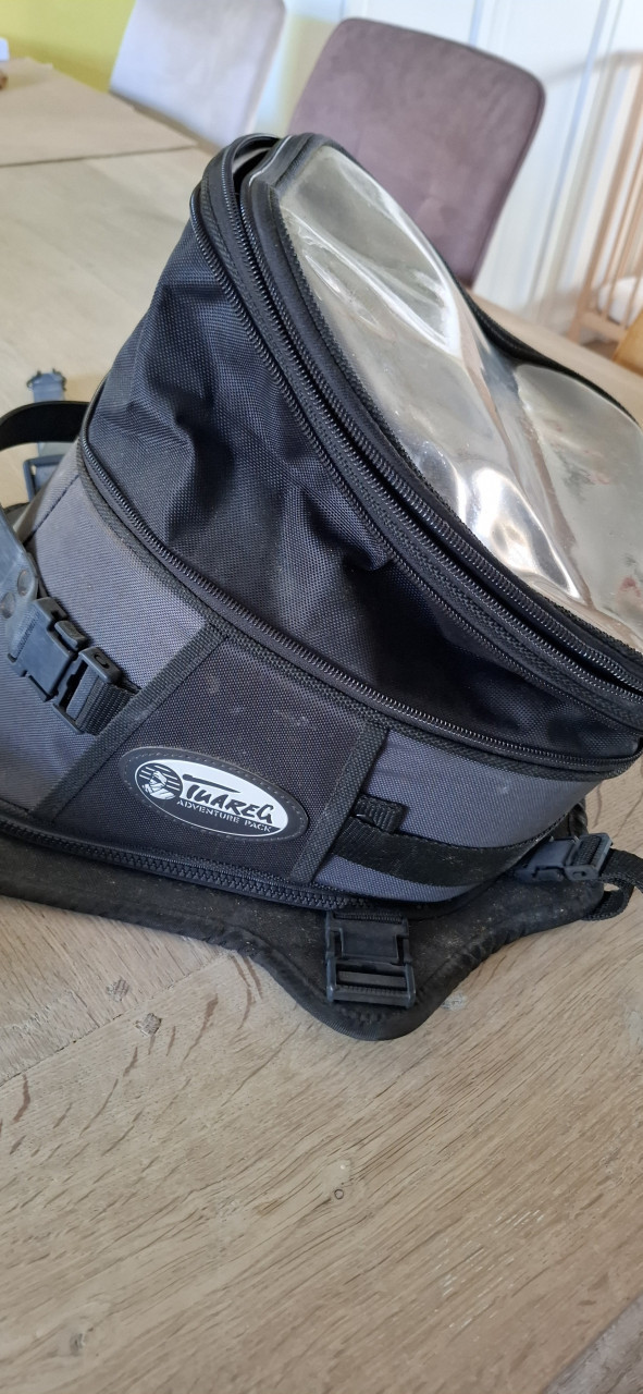 Tanktas enduro merk Tuarec