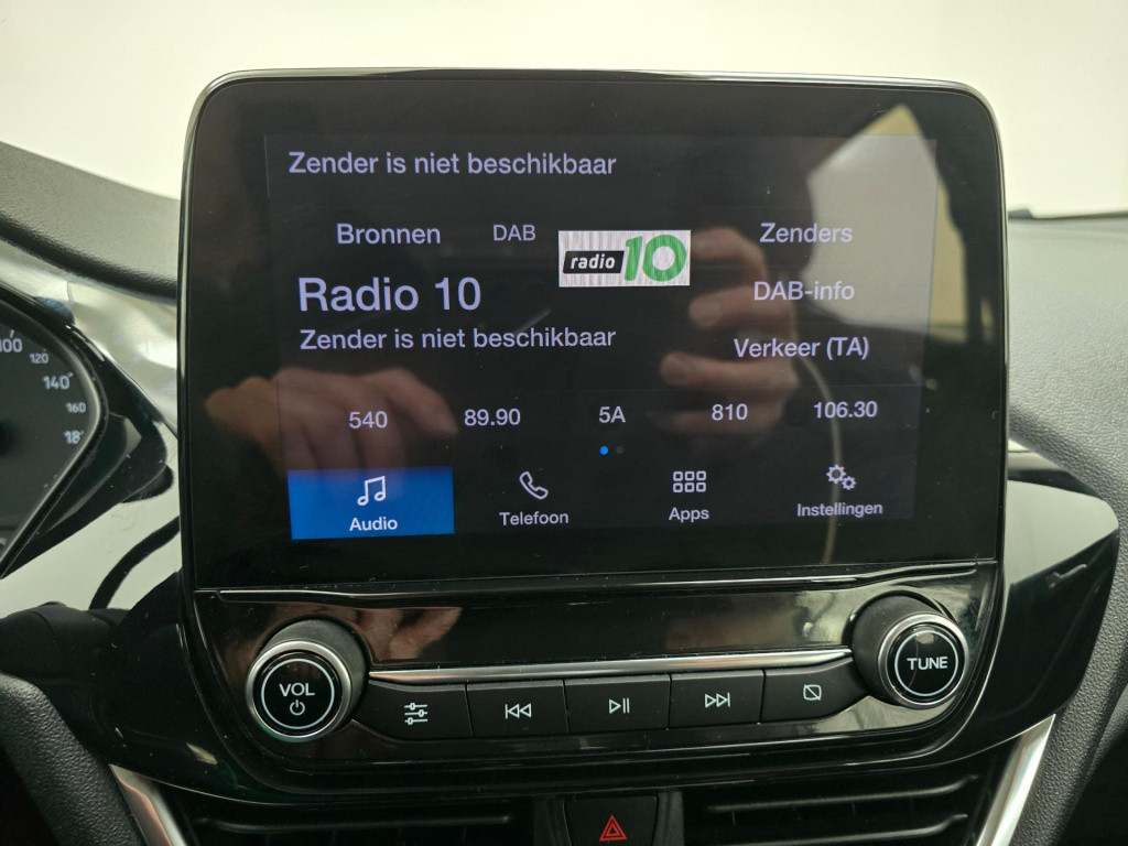 Ford Fiesta occasion 1.0 ecoboost titanium (luxe uitvoering) met carplay en