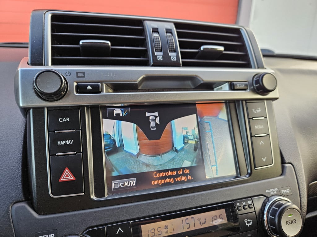 Toyota Land Cruiser 3.0 d-4d-f lx | super bijtelling! | grijs kenteken