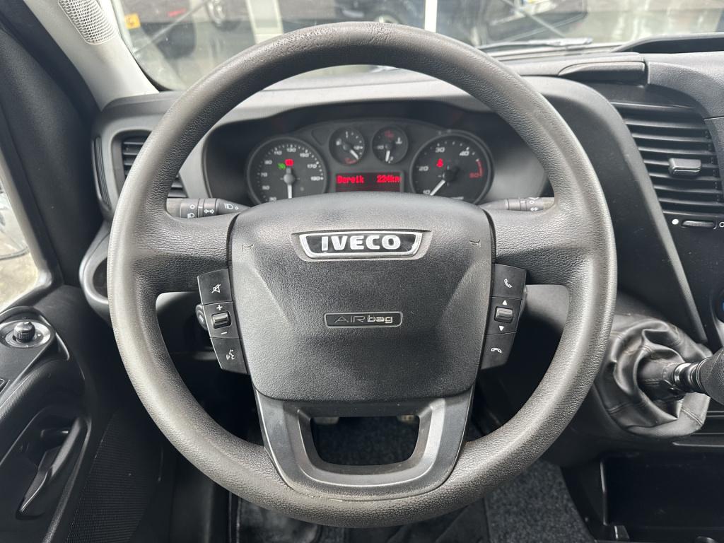 Iveco Daily 35c18v 3.0 180pk 352 h2 l | trekhaak 3.5t | airco | cruisec.