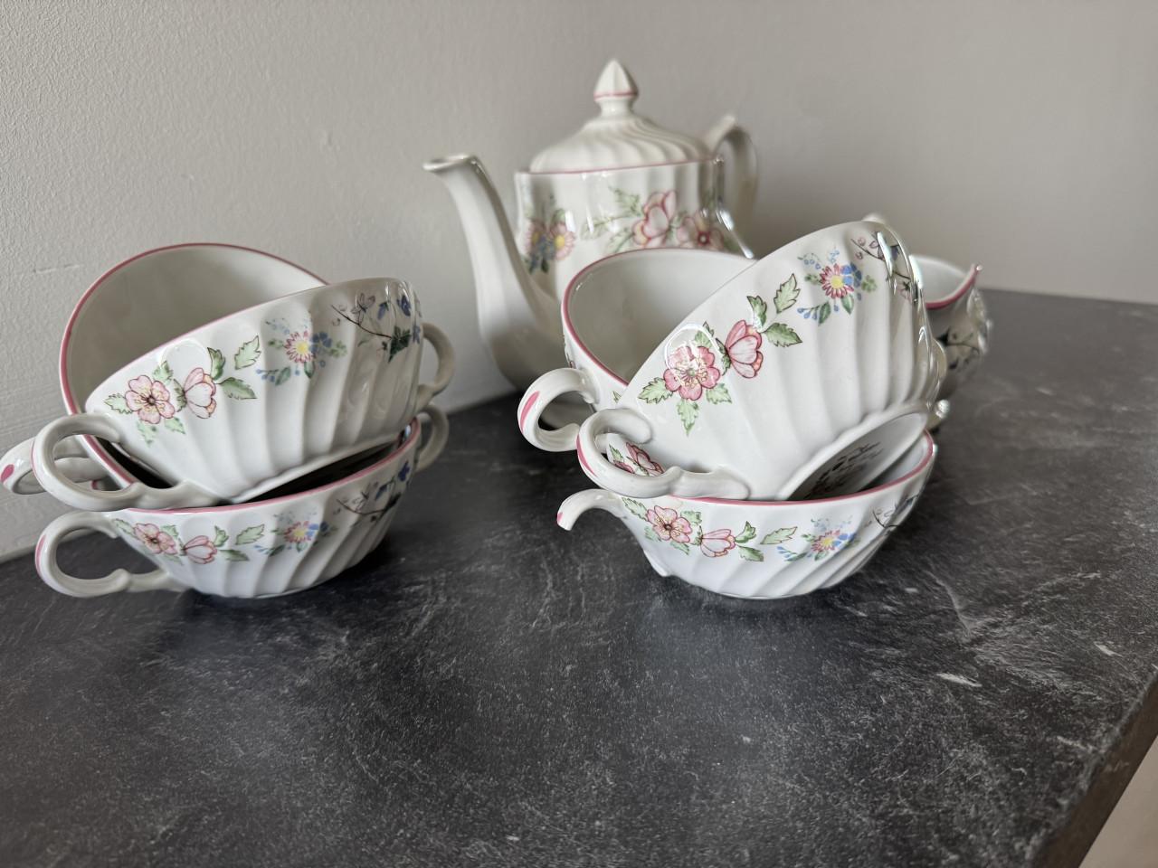 Servies Wood & Sons (compleet) Spring Fields by Jenny Rhodes