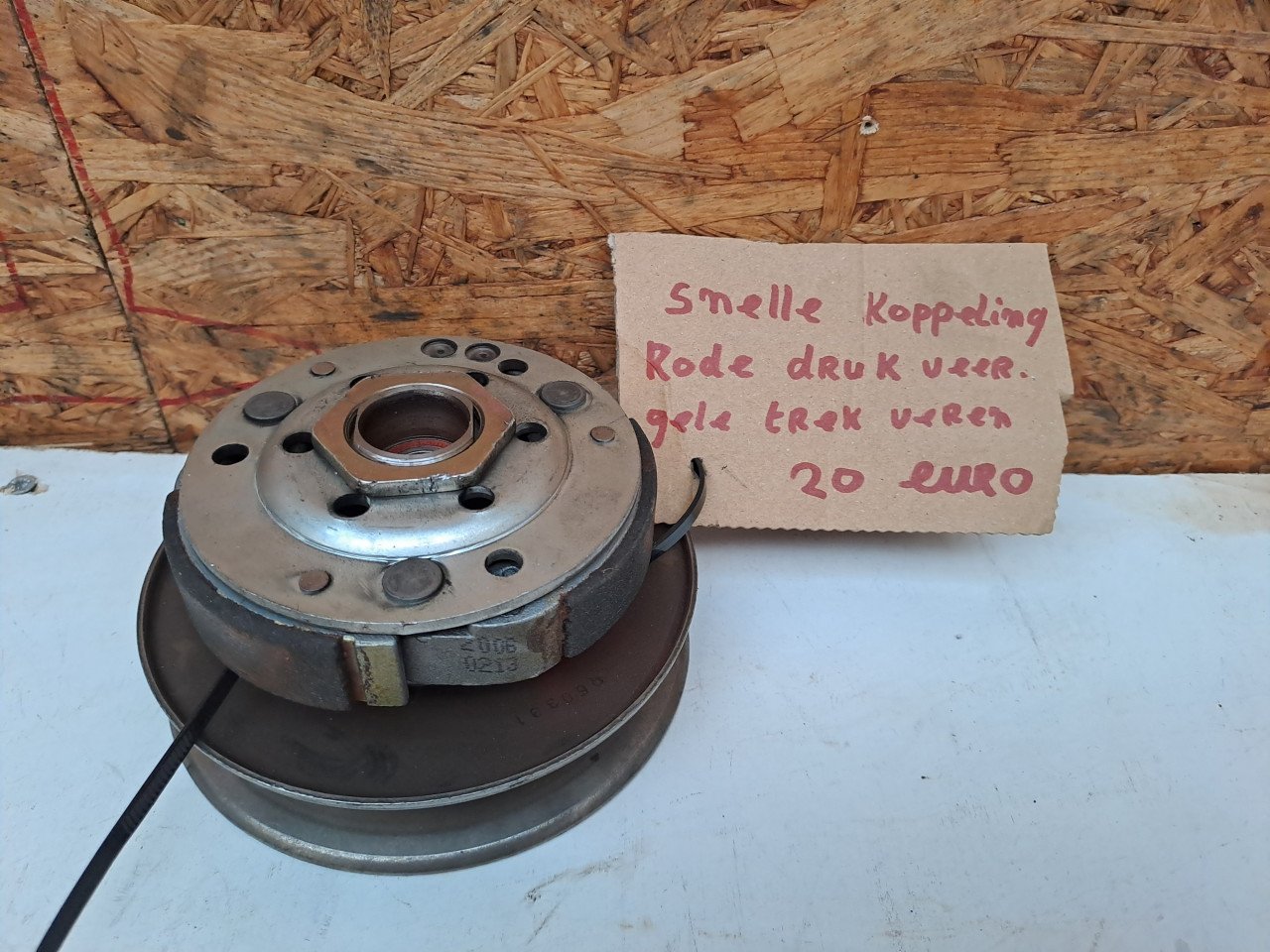 Te koop onderdelen en opvoer spul peugeot vivacity