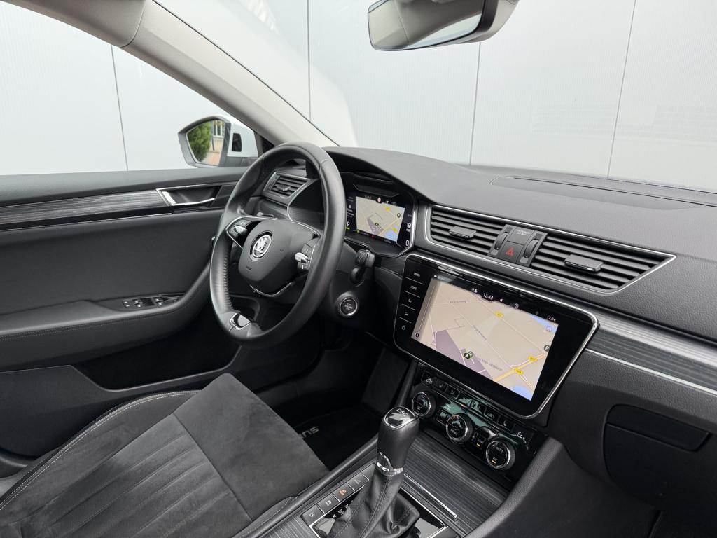 Skoda Superb combi 1.4 tsi iv 218pk style | pano dak | trekhaak