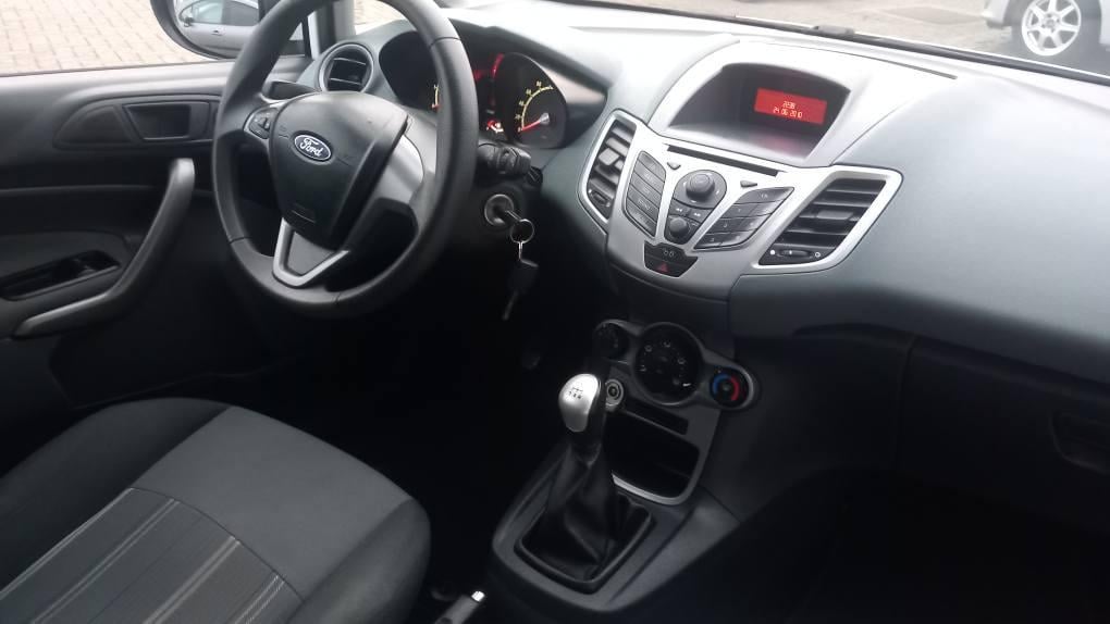 Ford FIESTA 1.25 limited 3deurs bj:2009 apk 11-2026 i.z.g.st