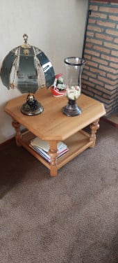 2 bijzettafels