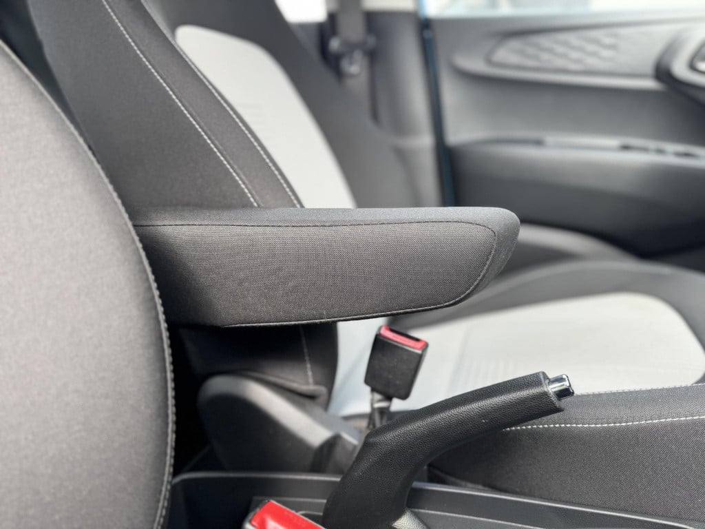 Hyundai I 10 1.0 premium | navigatie | camera | cruise & climate control | 