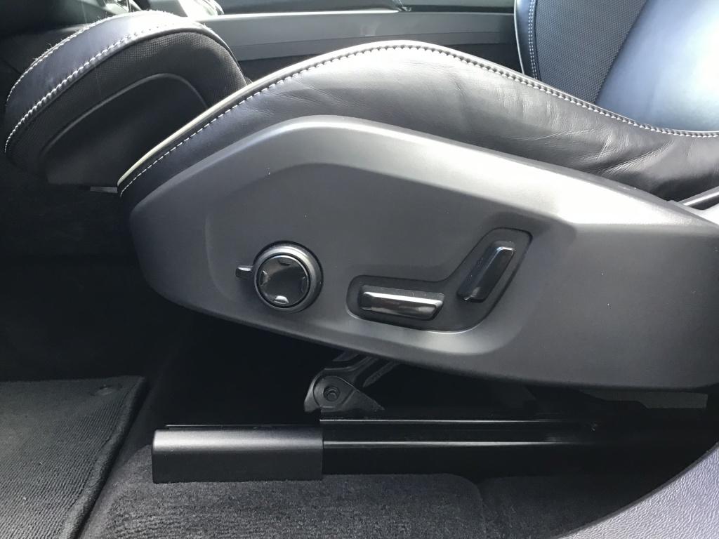 Volvo XC60 2.0 t8 plug-in hybrid awd ultimate bright
