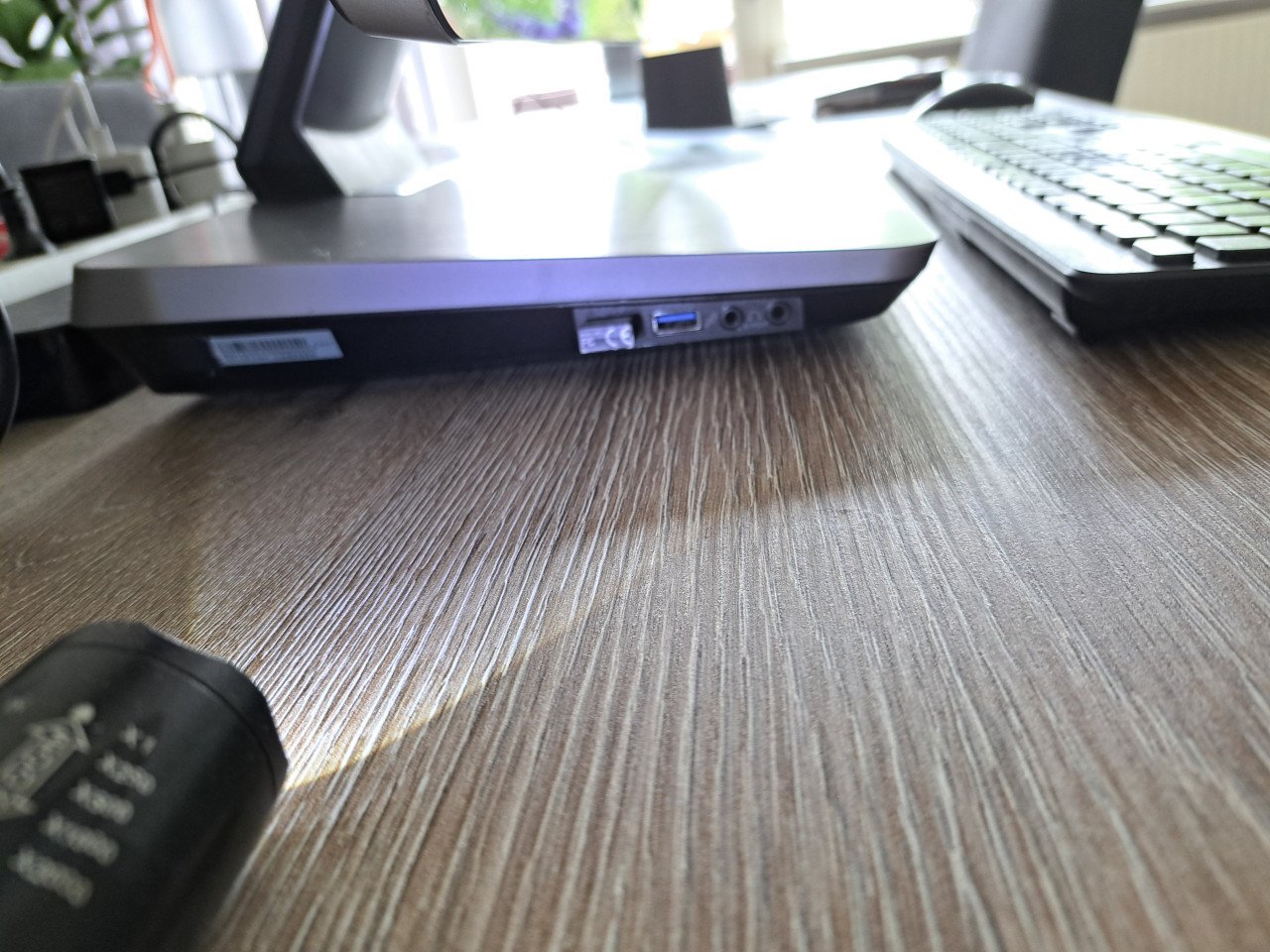 Asus all in one pc 23 inch full hd touchscreen.