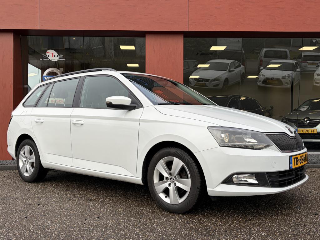 Skoda Fabia combi 1.0 tsi ambition business | navi | trekhaak | airco!