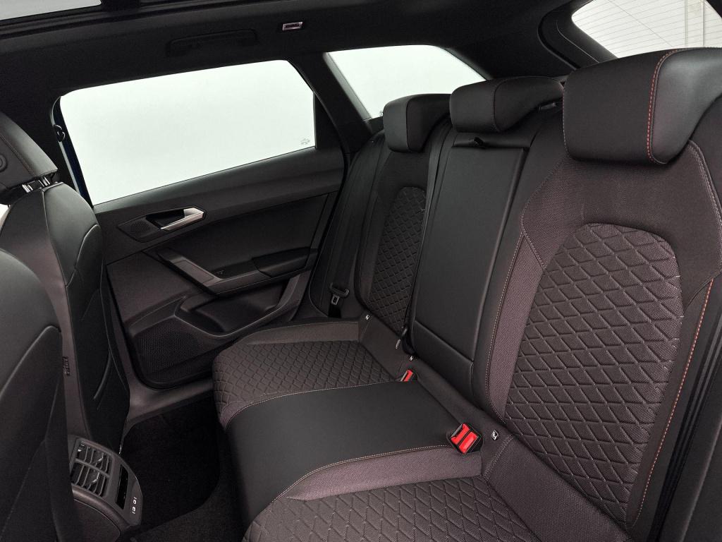 Seat Leon fr business 1.5 tsi ehybrid 150 kw / 204 pk statio