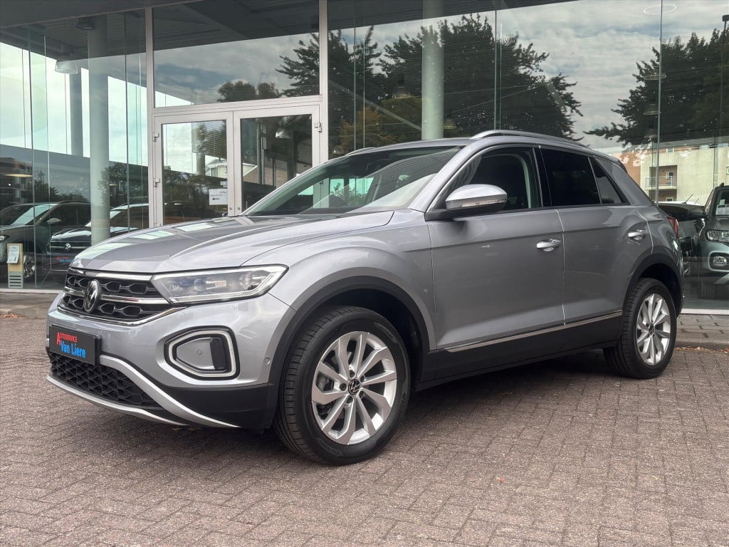 Volkswagen T-roc 1.5 tsi 150pk 7-dsg| carplay| camera|auto park| dode hoek|