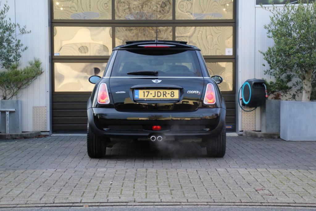 Mini Cooper mini 1.6 aut. john cooper works - pano - xenon - leder - harman