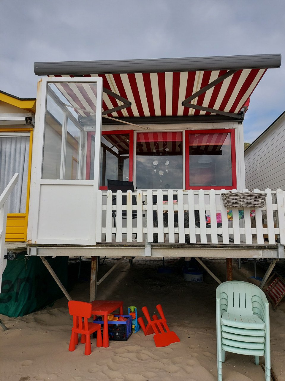 Strandhuisje, zonder staplaats