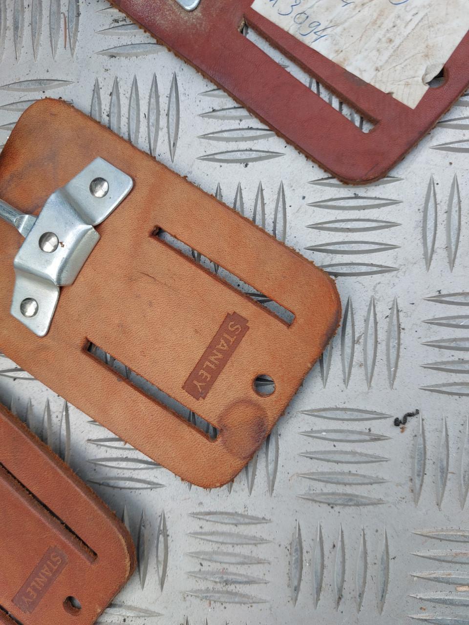 Lederen hamerholster Stanley