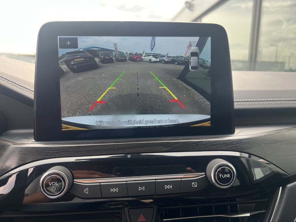 Ford Kuga 2.5 phev e-cvt 225pk vignale , winterpack , b&o , camera