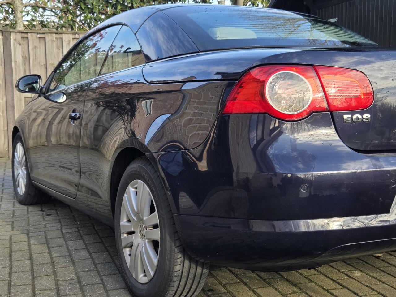 Volkswagen Eos 2.0  150pk  cabrio