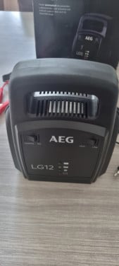 AEG LG 12 acculader