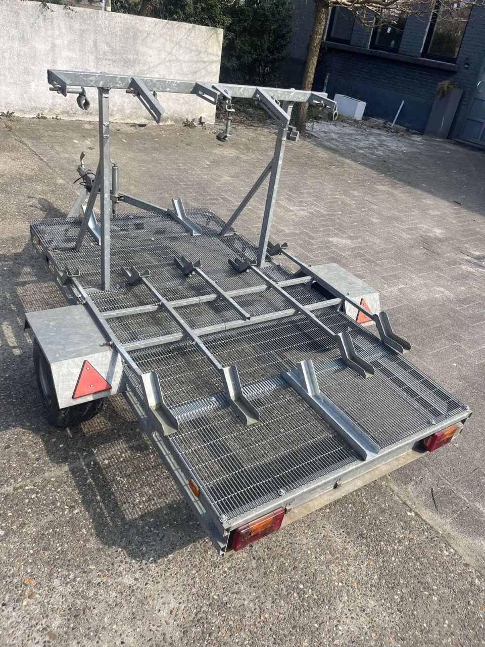 Aanhangwagen voor 5 fietsen, in nieuwstaat!