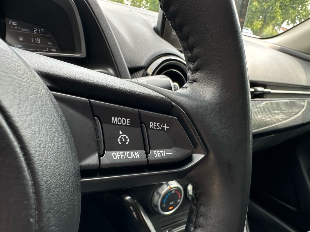 Mazda 2 1.5 skyactive - gt // cruise, navi, stoelverwarming //