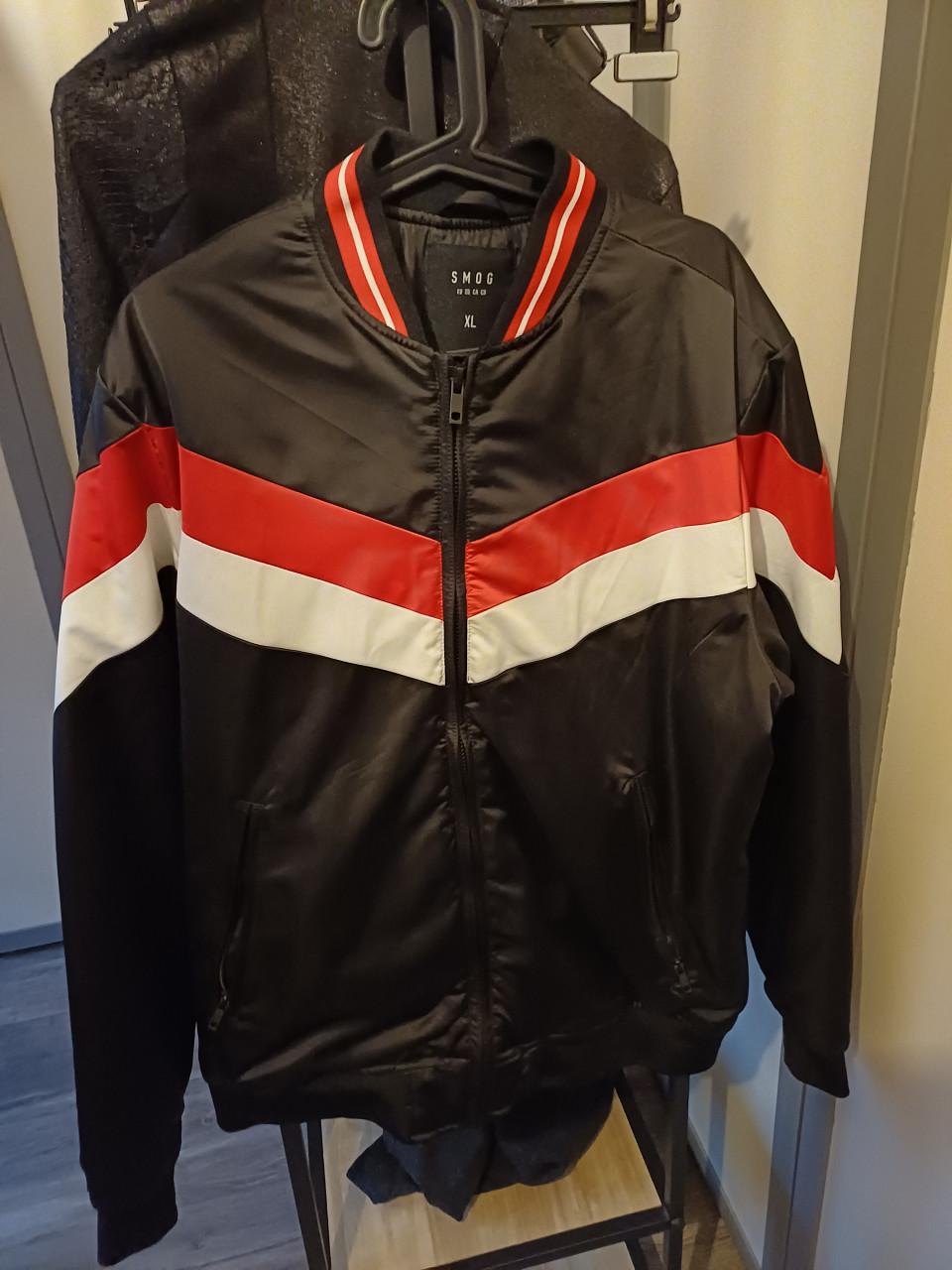 Te koop nieuwe zomerjas maat XL