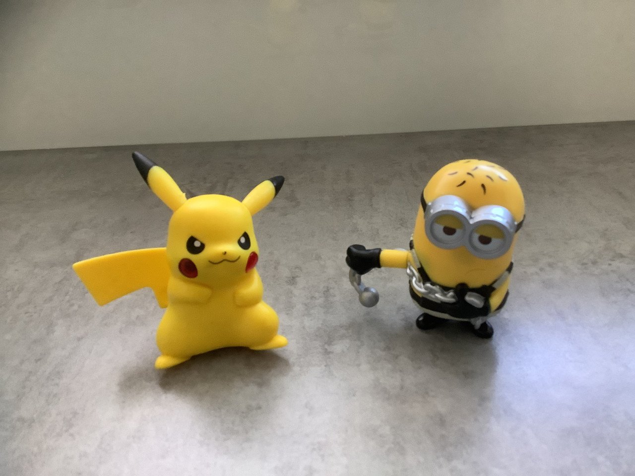 Vintage McDonalds Poppetjes + Pikachu + Minion