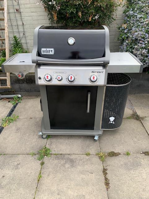 Weber gas bbq (buitenkeuken)