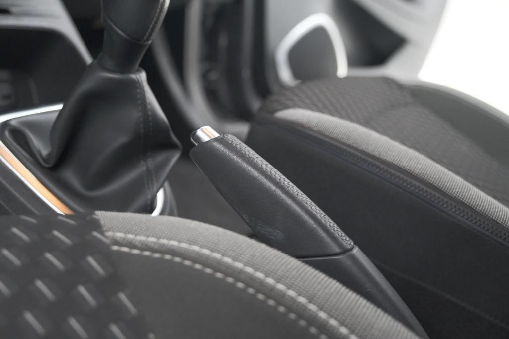 Renault Captur tce 90 intens | camera | dodehoekdetectie | navigatie | park