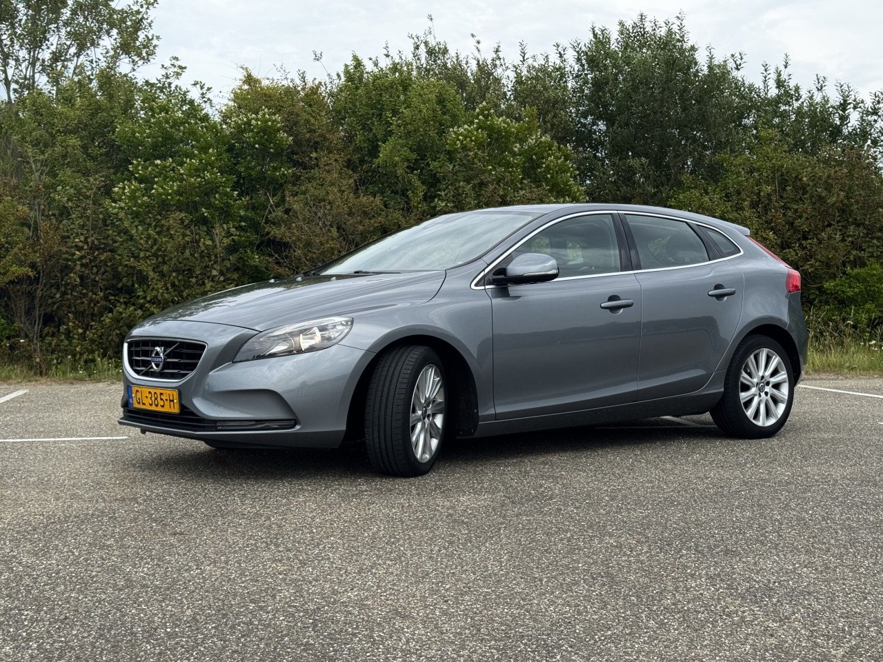 Volvo V40 1.6 T2 2015 Grijs