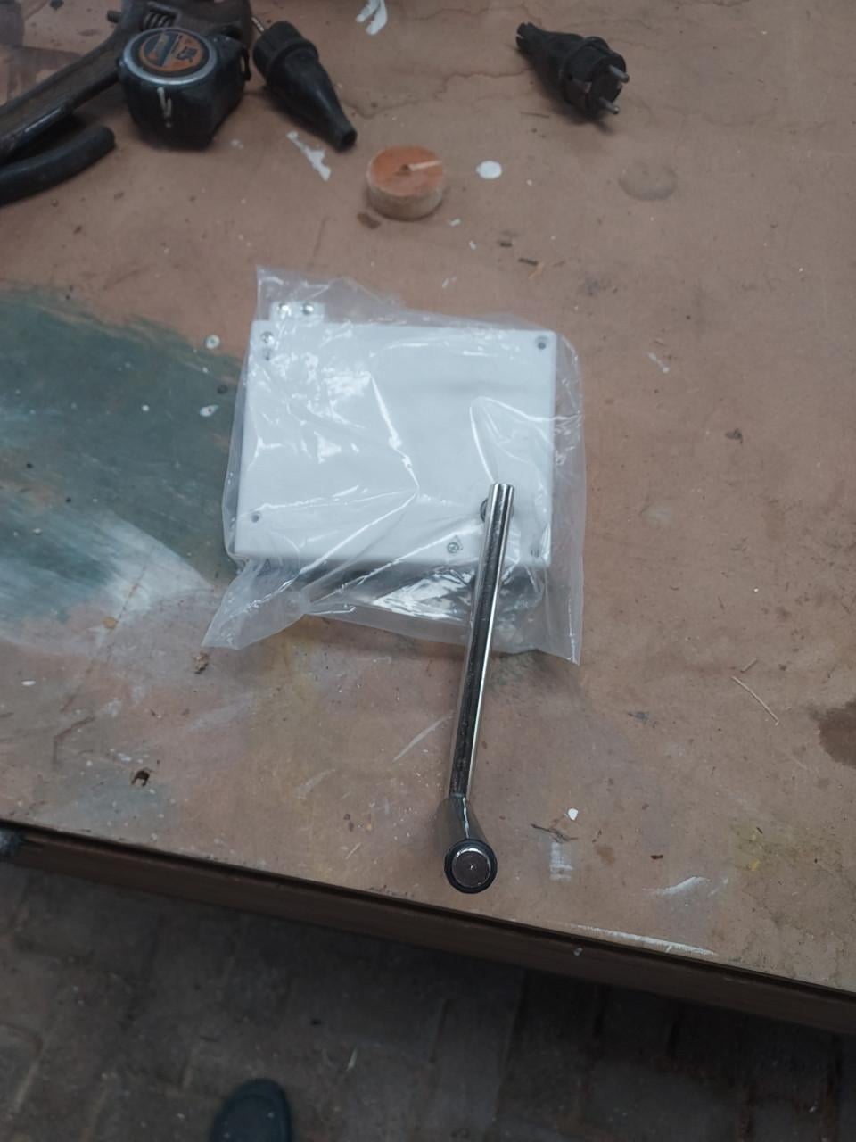 Bandwindwerk rolluik/zonnescherm(nieuw)
