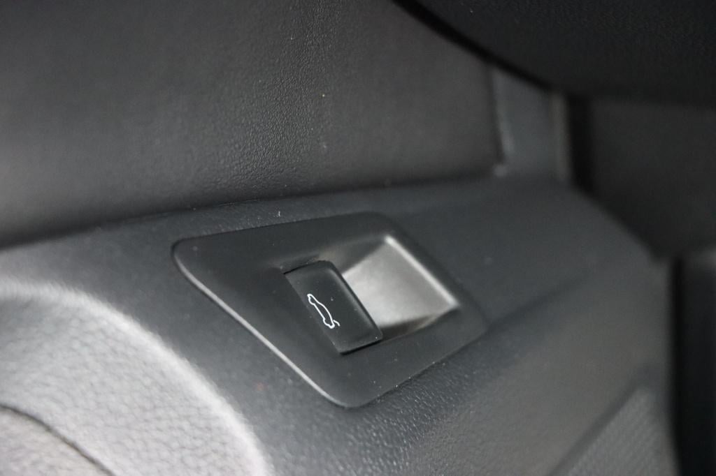 Volkswagen T-roc 1.5 tsi r-line 150pk dsg7