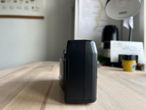 Analoge camera te koop.