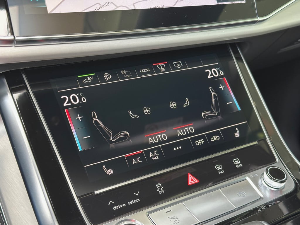 Audi Q7 55 tfsi e quattro pro line s-line | panoramadak | luchtvering | tre