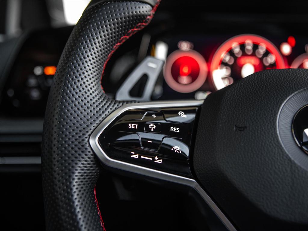 Volkswagen Golf 2.0 tsi 300pk 7-dsg gti clubsport automaat | panoramadak | 