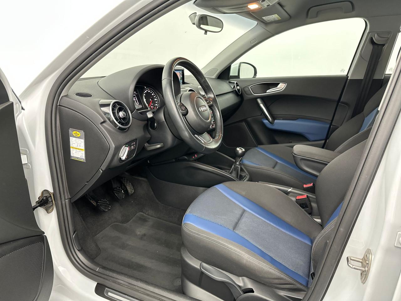 Audi A1 Sportback 1.0 TFSI | S-Line | Navi | Cruise Control