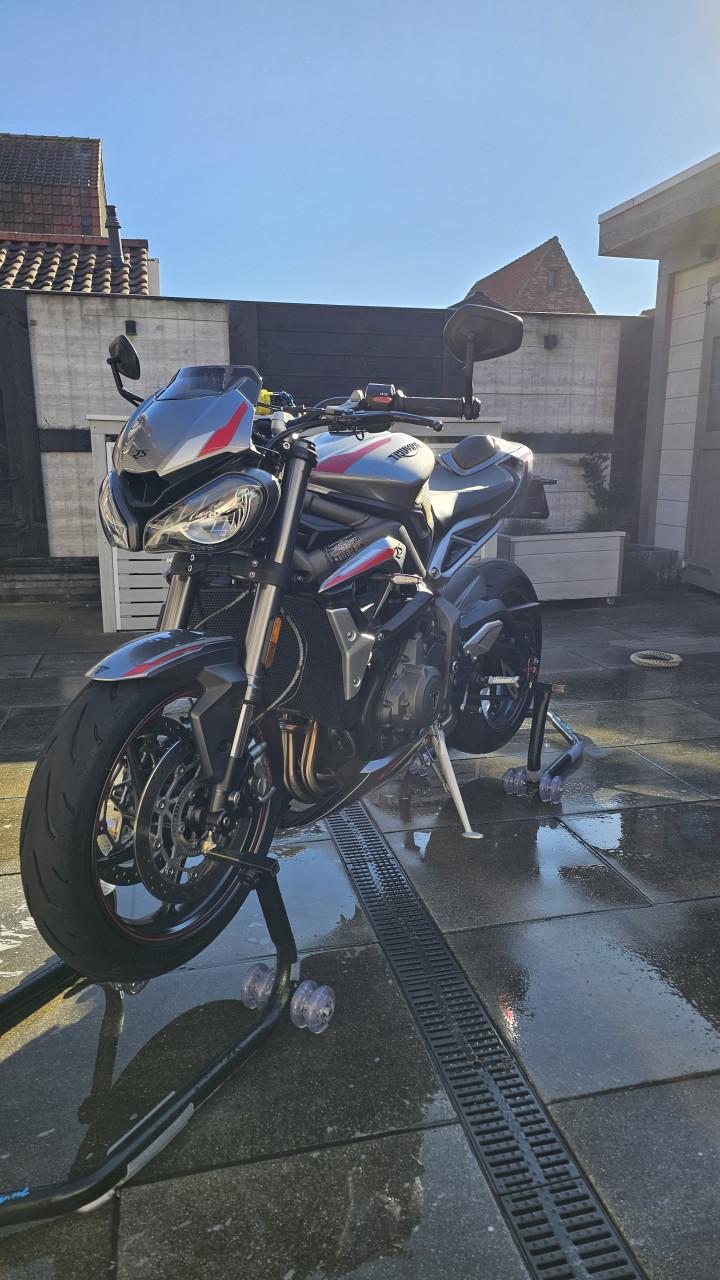Triumph street triple 765 rs
