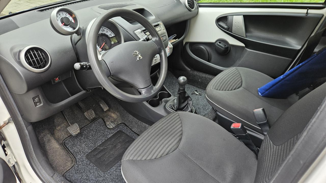 Zuinige (1:23 !)5drs PEUGEOT 107 Active / NL AUTO / NAP / AIRCO / APK 03-27