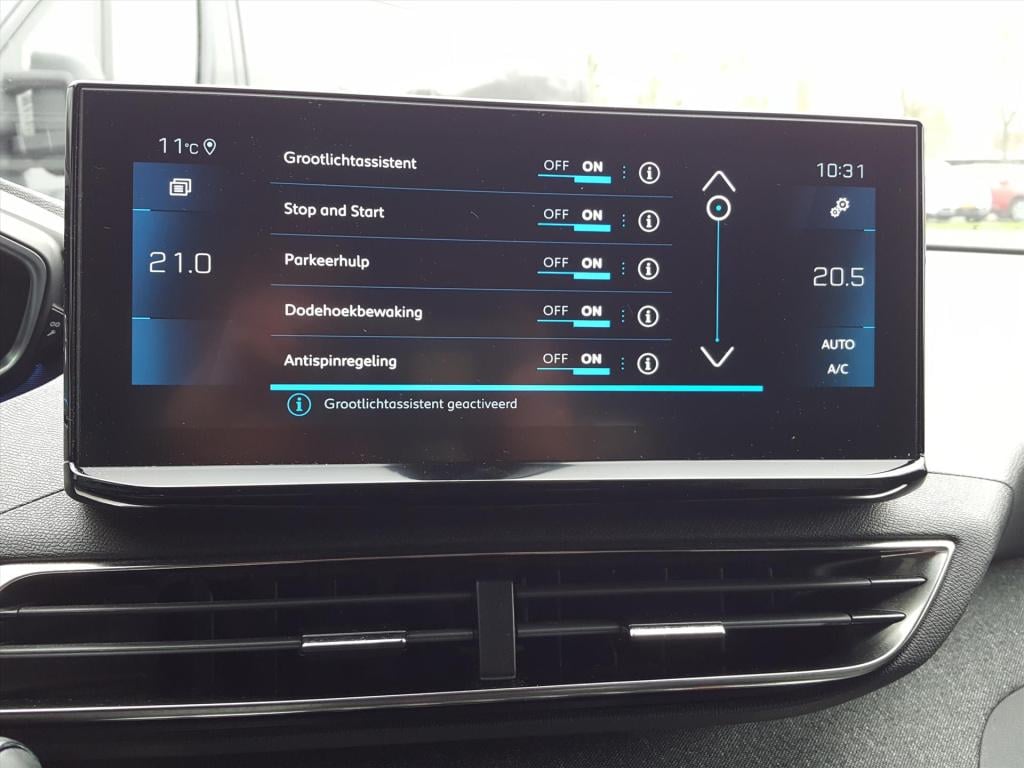 Peugeot 5008 1.2 130pk s&s allure pack business 7p apple carplay & android 