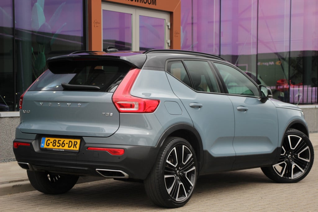 Volvo XC40 1.5 t3 r-design | elec. trekhaak | camera | half leder