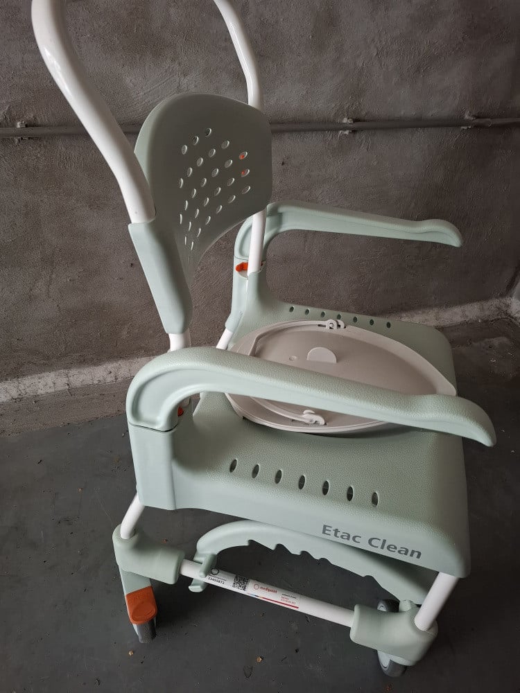 Douchestoel  Etac Clean