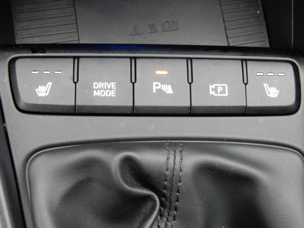 Hyundai Bayon 1.0 t-gdi premium | nl auto | trekhaak |