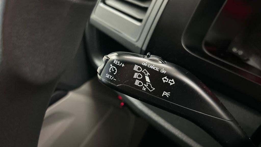 Volkswagen Transporter 2.0 tdi l2h1 ac i cr.control