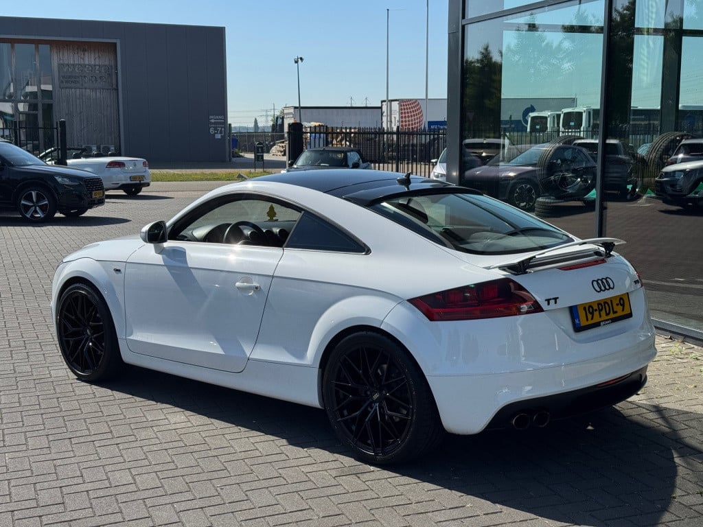 Audi TT 1.8 tfsi * leder * xenon / led * nap
